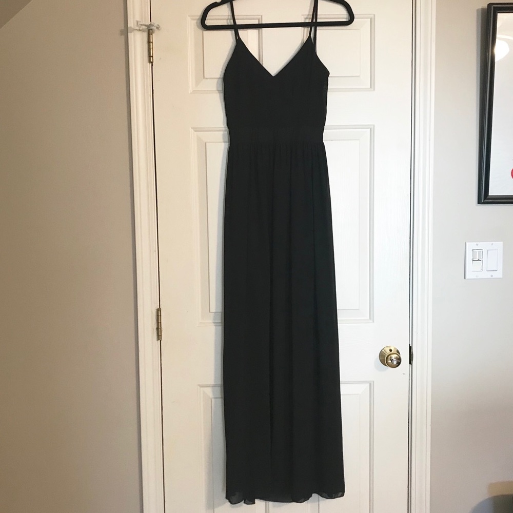 Lulu’s Black Maxi